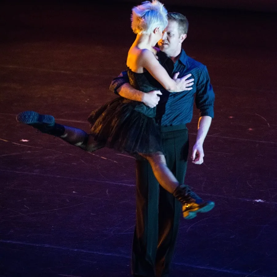 Dahl Dance