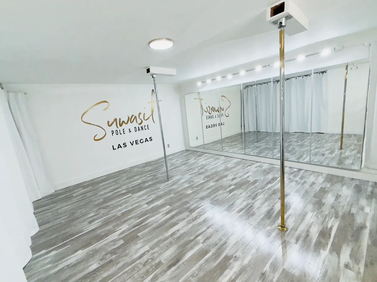Suwasit Pole & Dance Studio