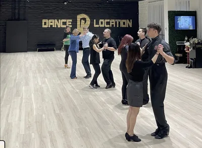 Logotipo de Dance Location