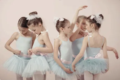 Aria Dance Academy logo