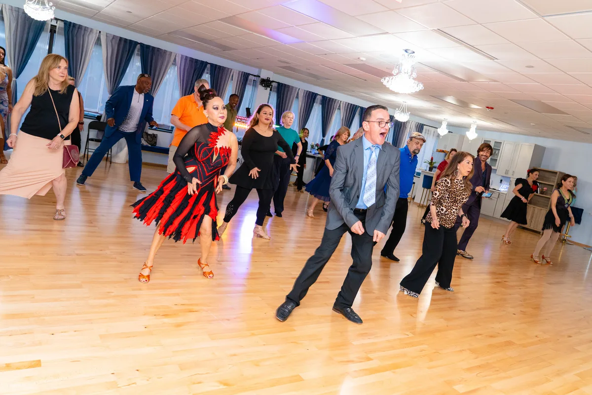 LatinCross Dance Studio