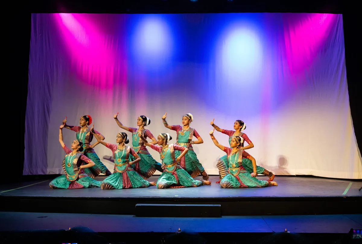 Takajum Dance School