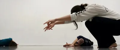 Movement Research Inc. logo